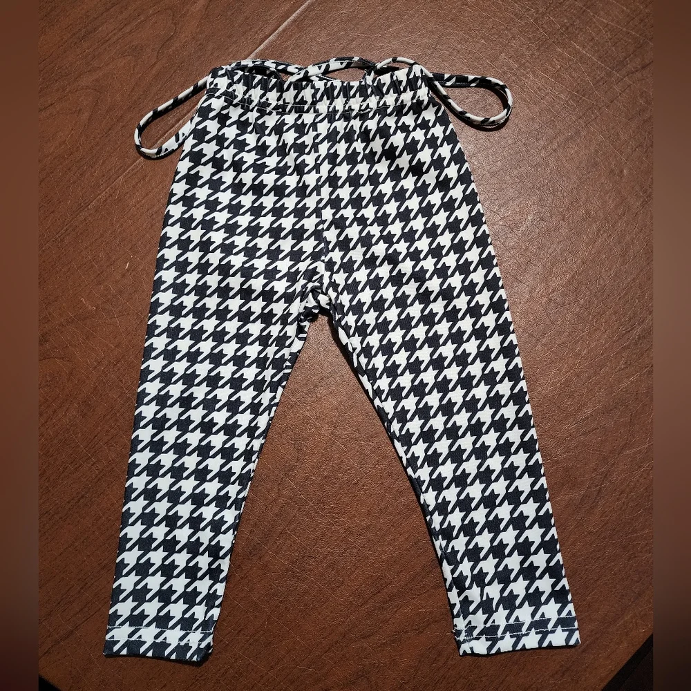 The Children's Place Houndstooth Outfit with Pink Bow